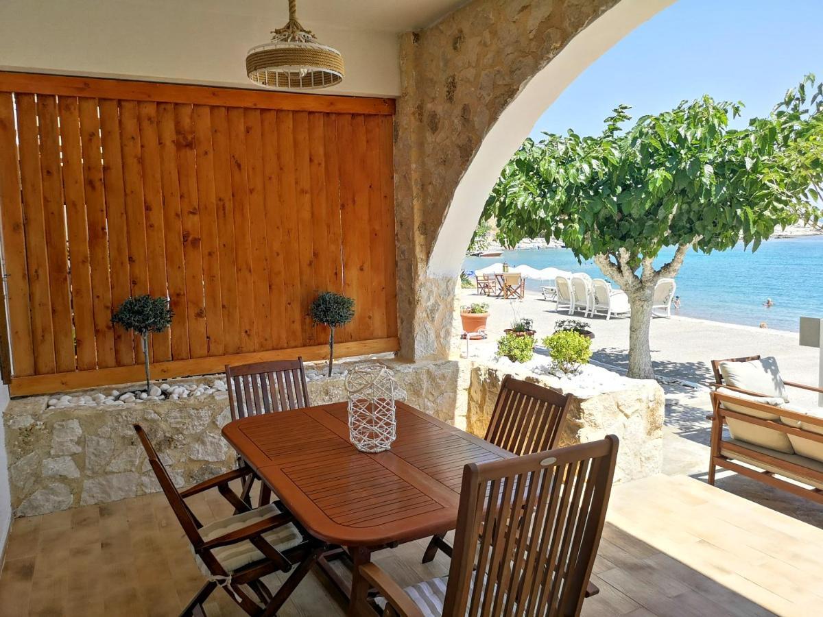 Relax Seaside House By Living In Blue Vila Haraki Exterior foto